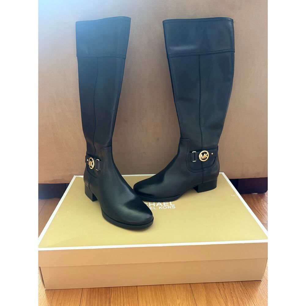 NWT Michael Michael Kors Harland vachetta leather riding boot in black with gold - Picture 2 of 6